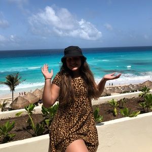 Meet your Posher, Diana